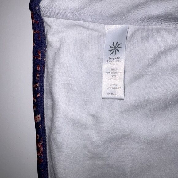 Athleta Purple Paradise Print Molded Tankini Swim Top Aqualuxe Medium UPF 50+ - Picture 11 of 12